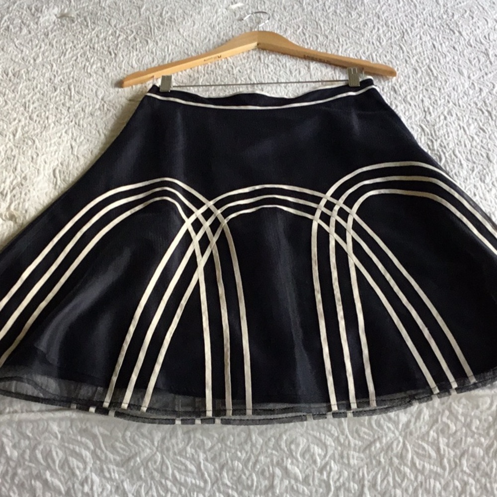 Loft skirt
